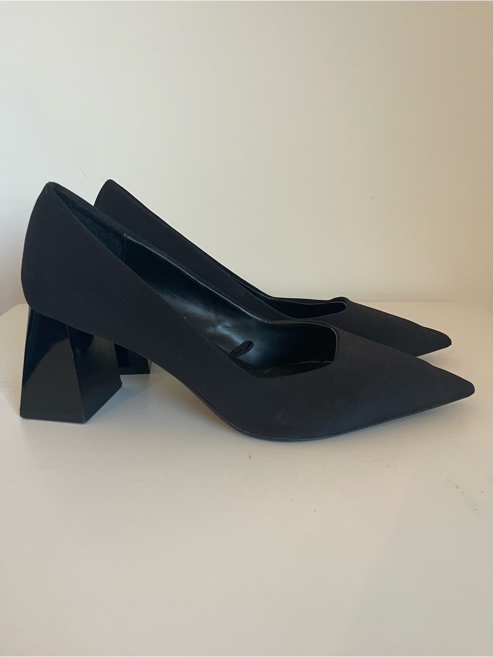 ZARA 7 Women’s Pointed Toe Elegant Black Faille Glossy Block Heel Pumps